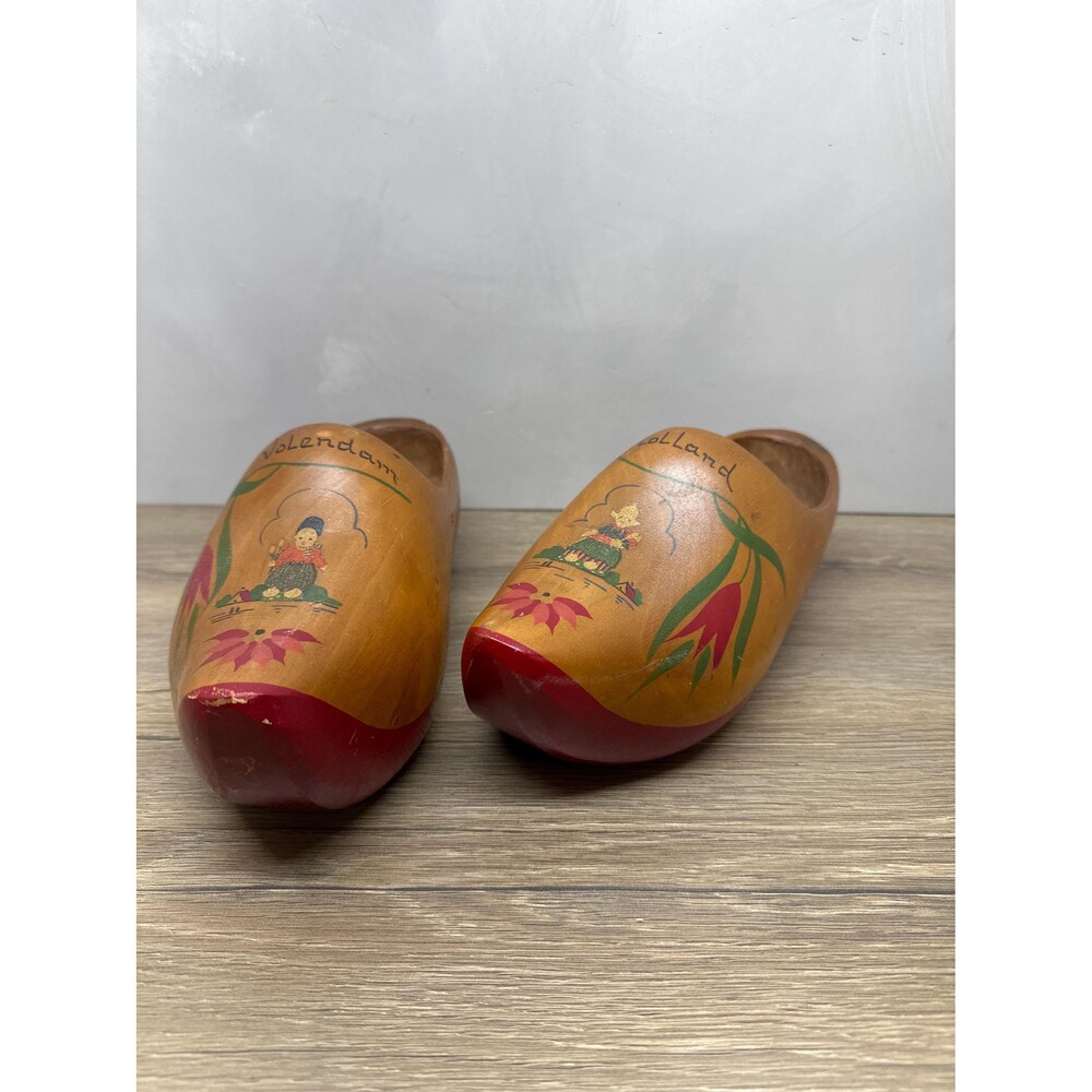 Vintage Dutch Hand Painted Souvenir Wooden Clog Volendam Holland 10 Inch